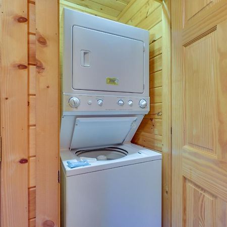 Smoky Mountain Vacation Rental Cabin With Hot Tub! 蓋特林堡 外观 照片