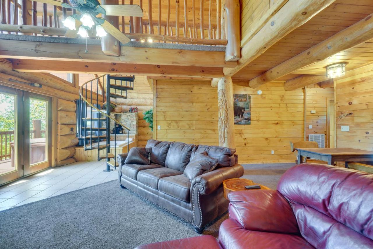 Smoky Mountain Vacation Rental Cabin With Hot Tub! 蓋特林堡 外观 照片