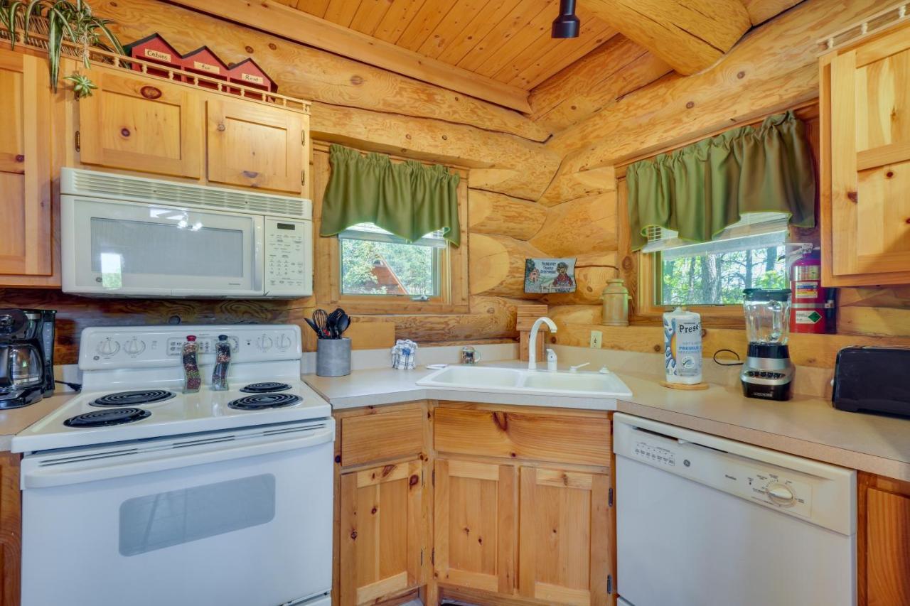 Smoky Mountain Vacation Rental Cabin With Hot Tub! 蓋特林堡 外观 照片